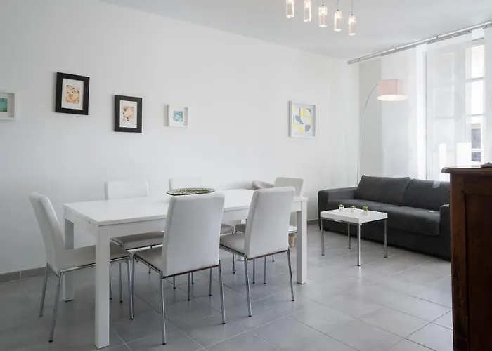 Maison Borrel